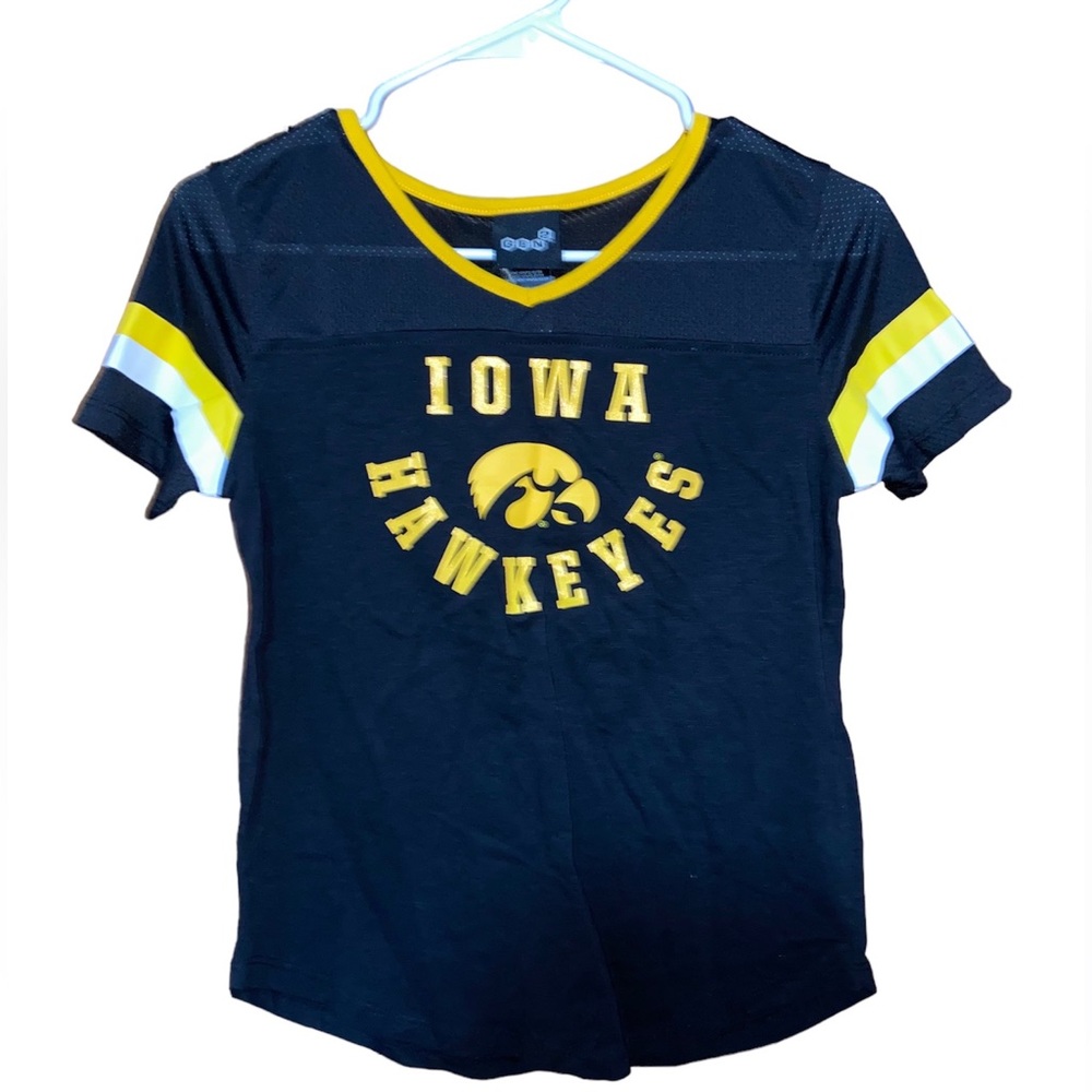 UNIVERSITY OF IOWA TEE